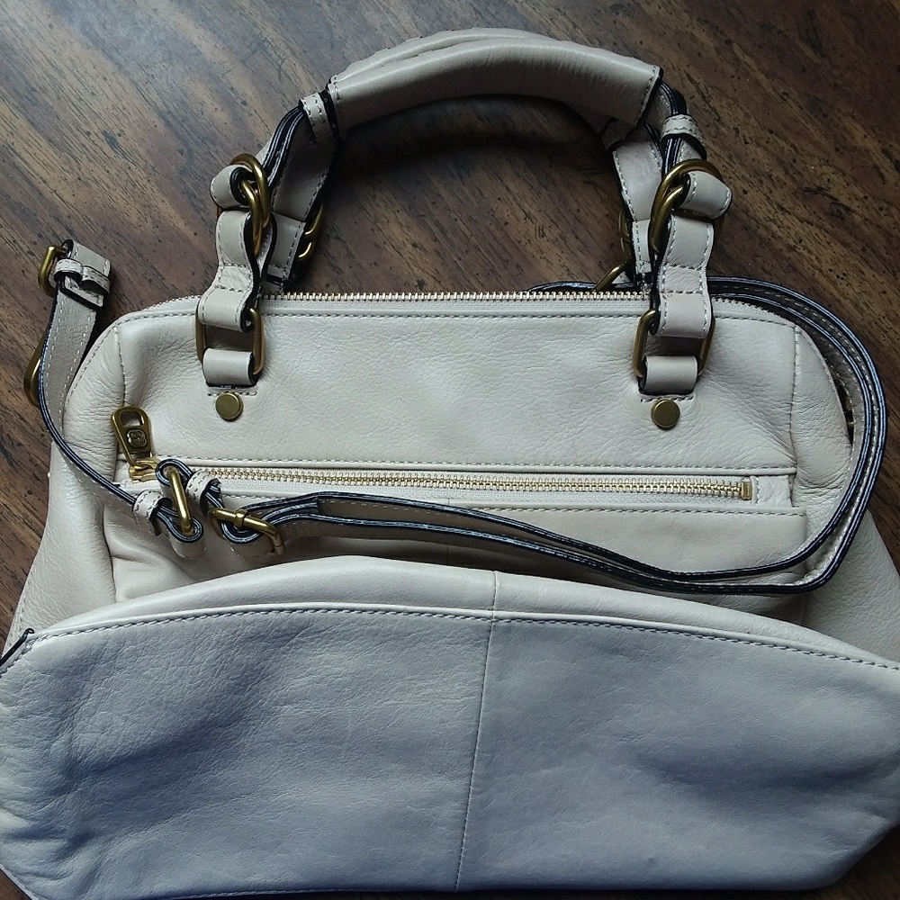 Elliot Lucca purse